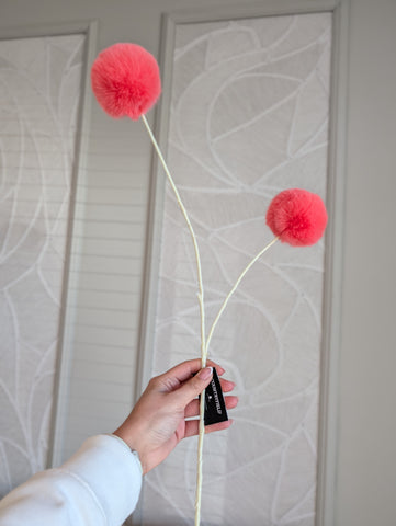 Peach | Pompom | Tak |