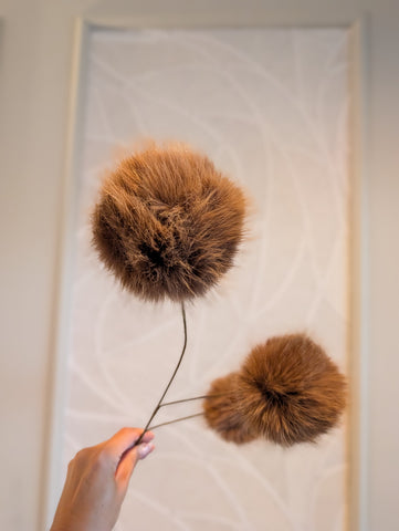Fluffy pompoms | Bruin | 70cm |
