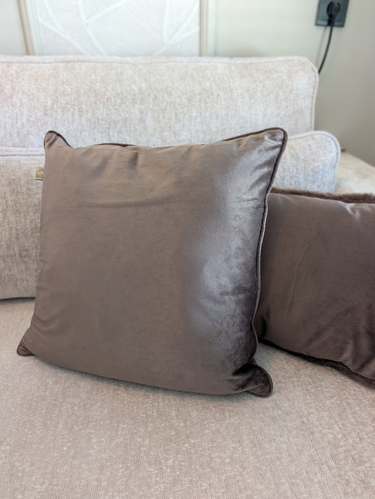 Finn | Chocolate | 45x45 | Dutch Decor |