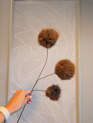 Fluffy pompoms | Bruin | 70cm |