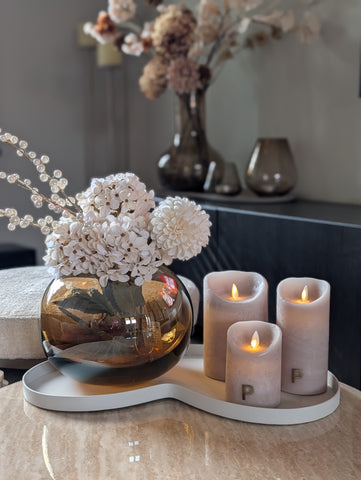 Luxe PTMD LED Kaars met Beweegbare Vlam – Taupe | Maten S, M & L