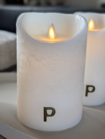 Luxe PTMD LED Kaars met Beweegbare Vlam – Wit / Off-White | Maten S, M & L