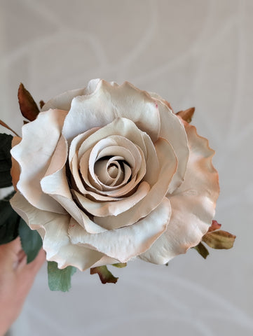 Antique | Sand | Rose | 62cm |